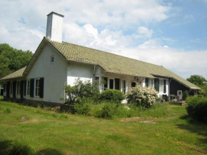 Отель Lovely mansion in Groot Valkenisse with a garden and bbq  Груде 